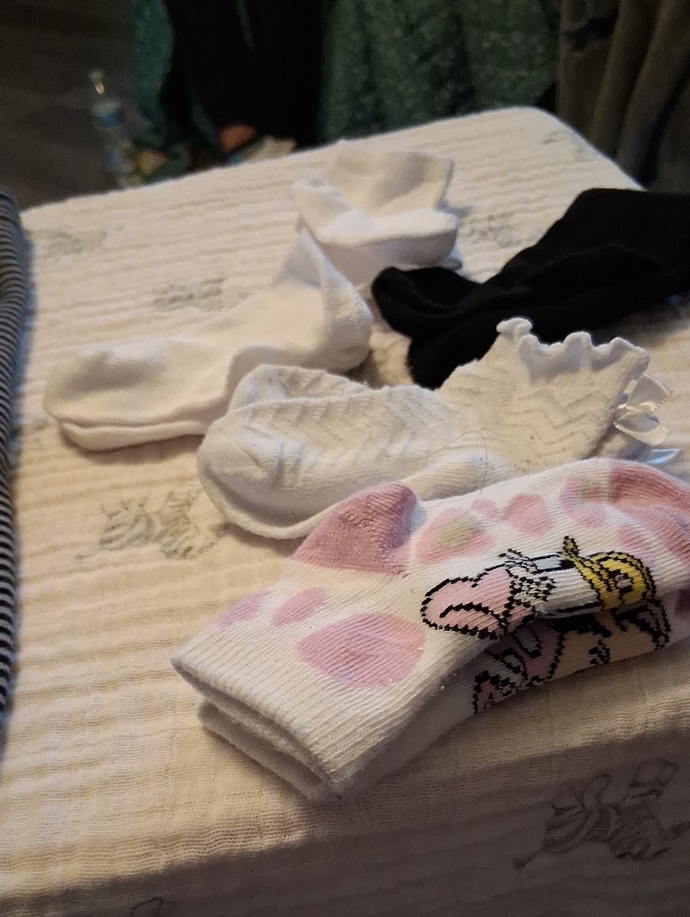 White & Pink Novelty Crew Socks - Pack